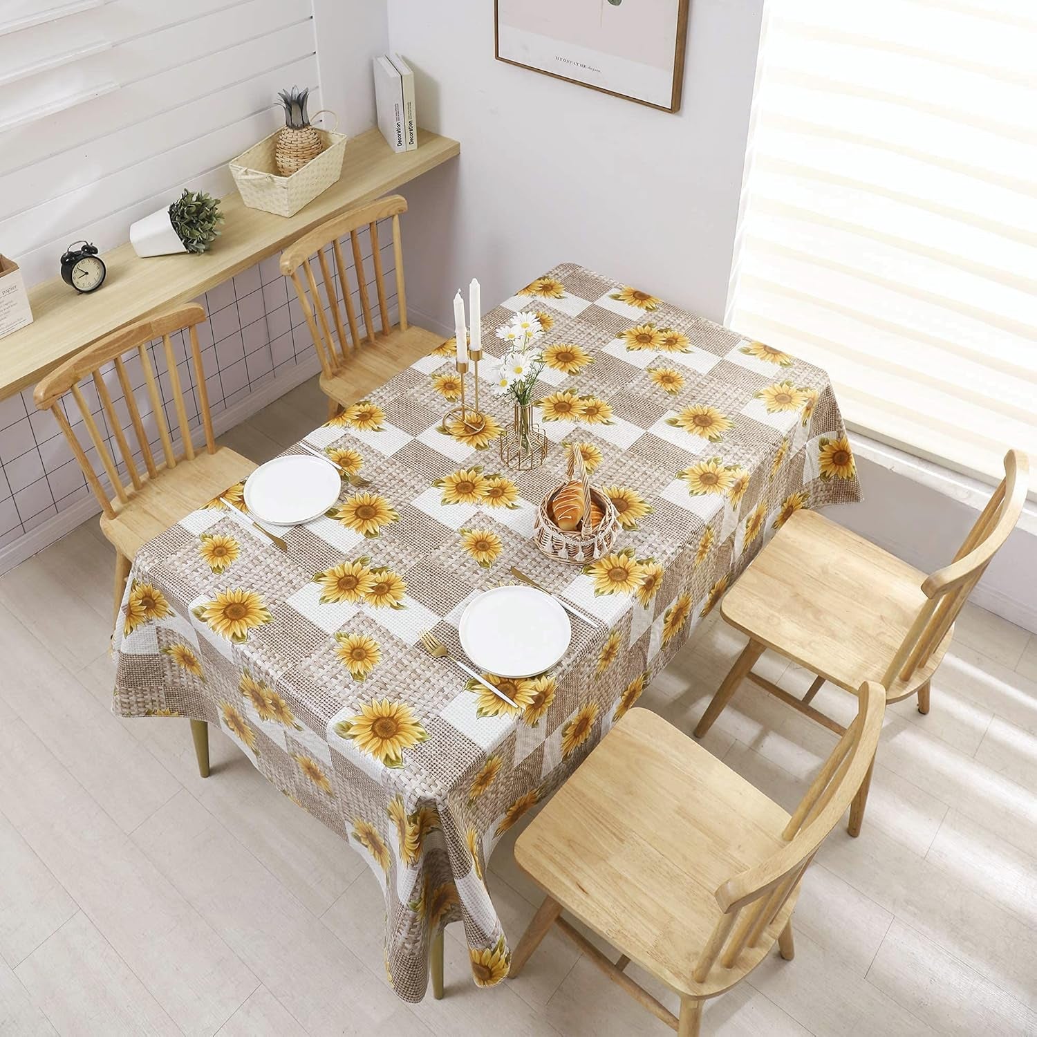 Vinyl Flannel Backed Tablecloth Waterproof Oil-Proof Square PVC Table Cloth Stain-Resistant Wipeable Indoor/Outdoor Picnic, BBQ and Dining Table Cover